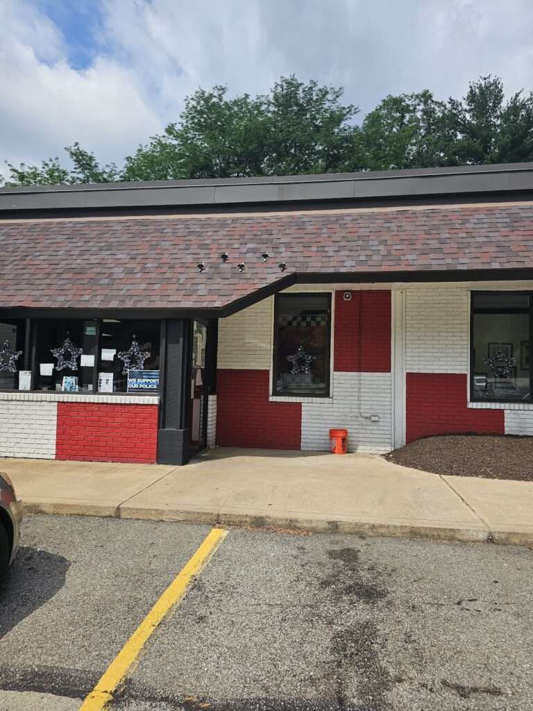 Di’s Kornerstone Diner photo 4